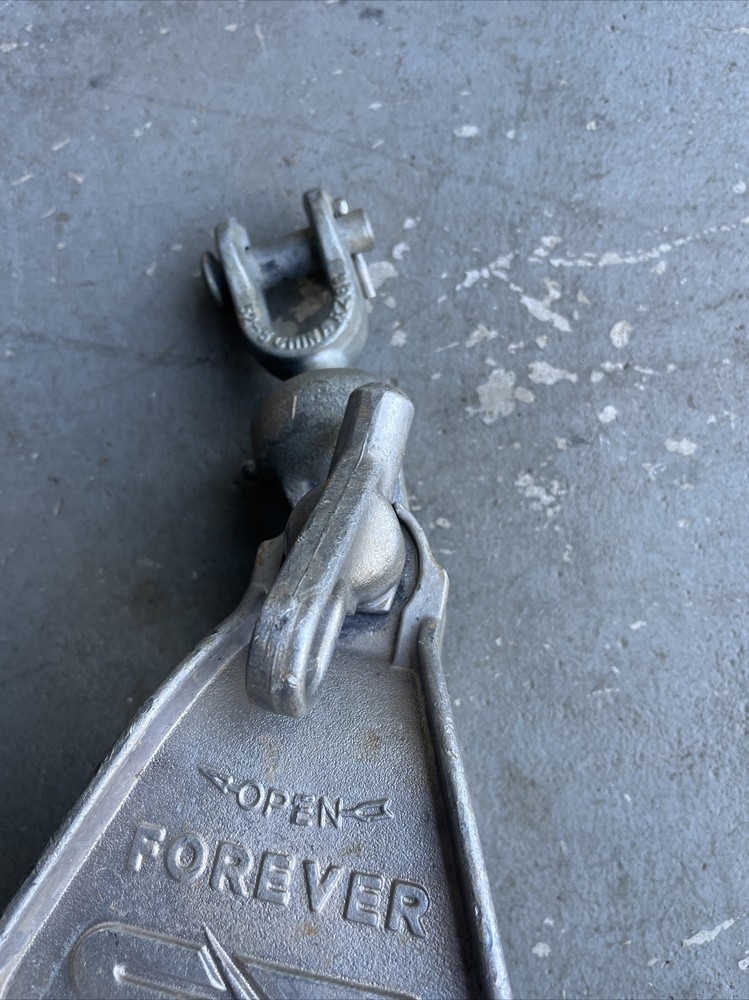 Sherman + Reilly XS-100-B Universal Stringing Block#2