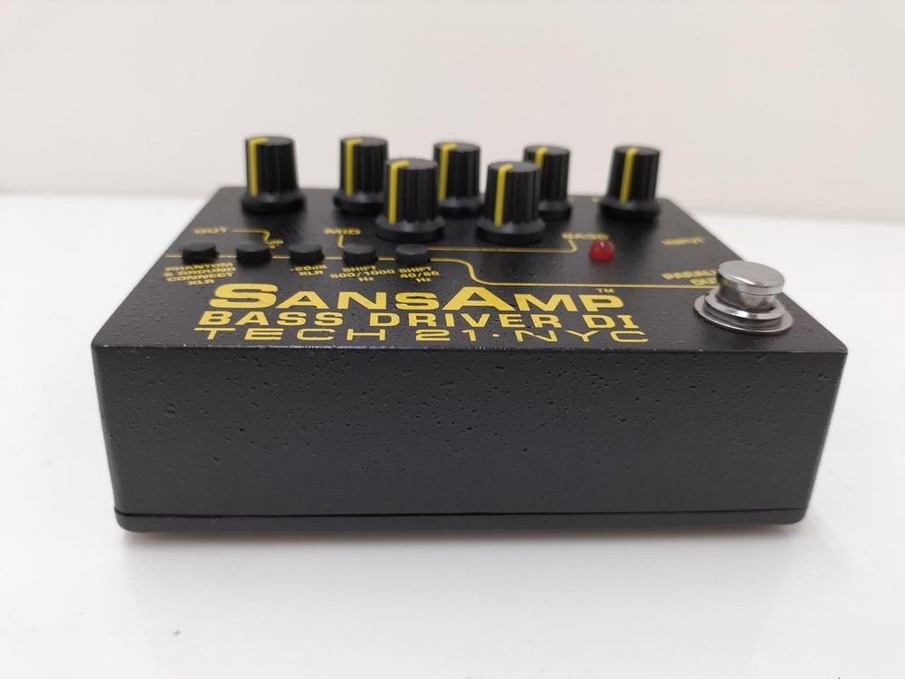 TECH21 SANS BASS DRIVER DI effector