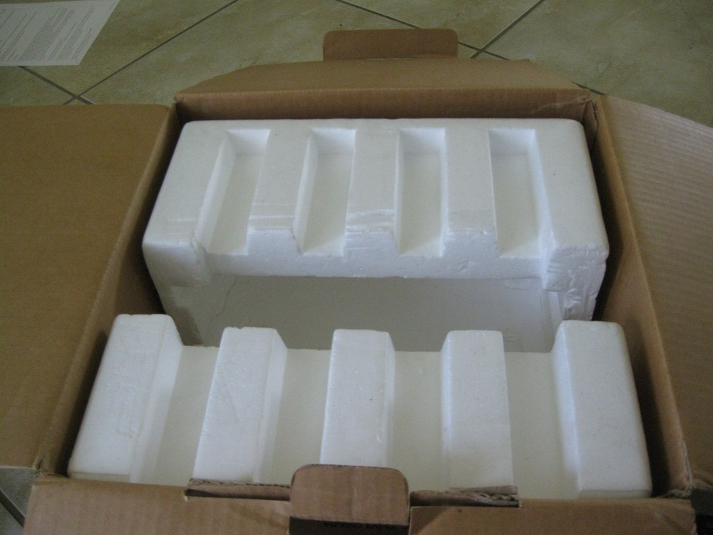 Icom IC-736 Original box with Strofoam blocks in Good shape