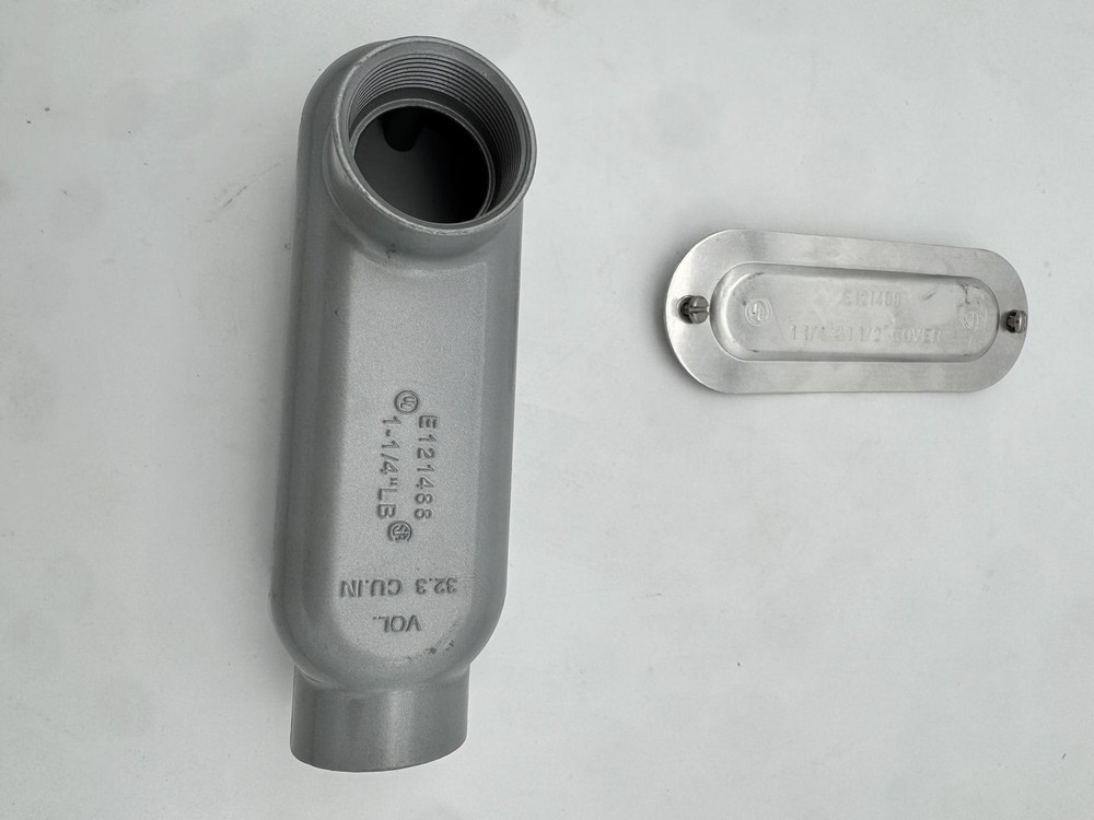 HALEX E121488 with Cover (New!)