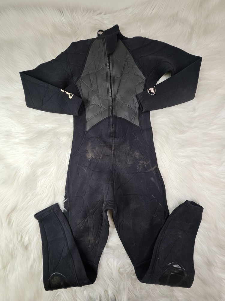 Winning Edge wetsuit SZ(XS)