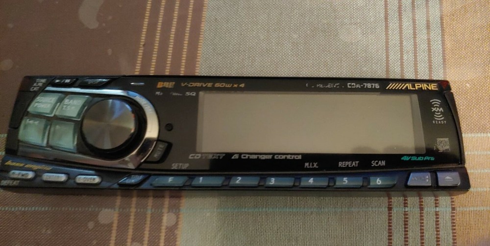 Alpine cda-7876 faceplate