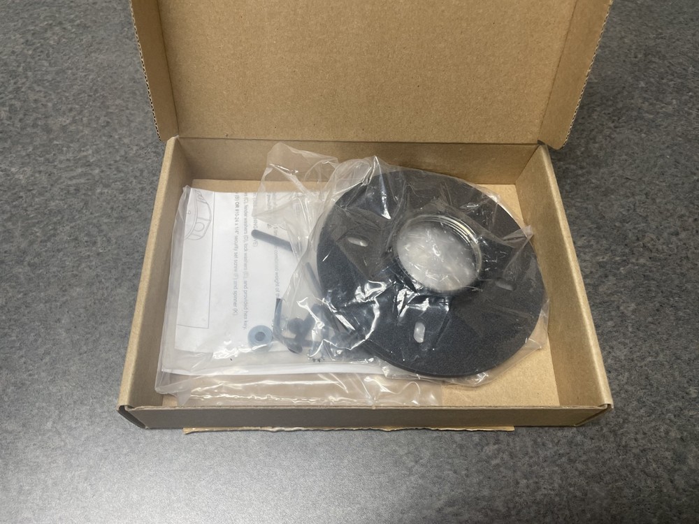 Chief CMA-106 Junction Box Assembly Ceiling Plate