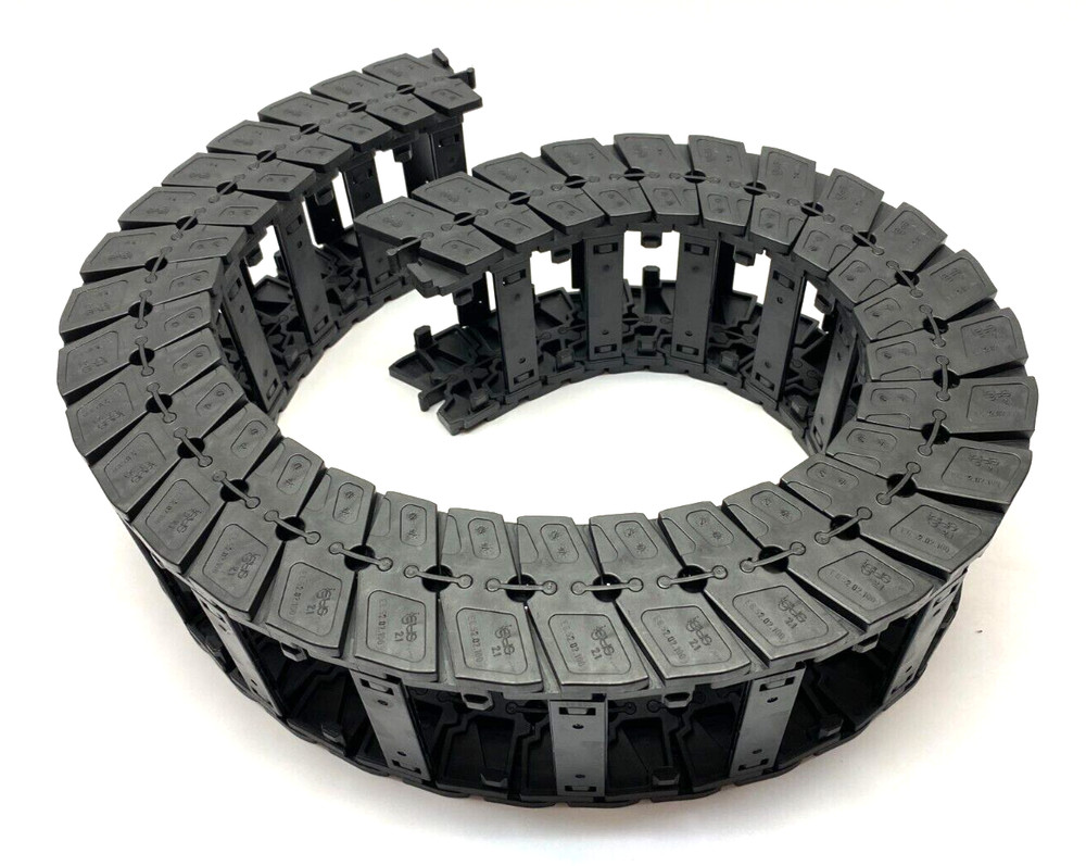 Igus E6-52-087-150-0 E-Chain Cable Carrier 40" Length NO MOUNT FEATURE