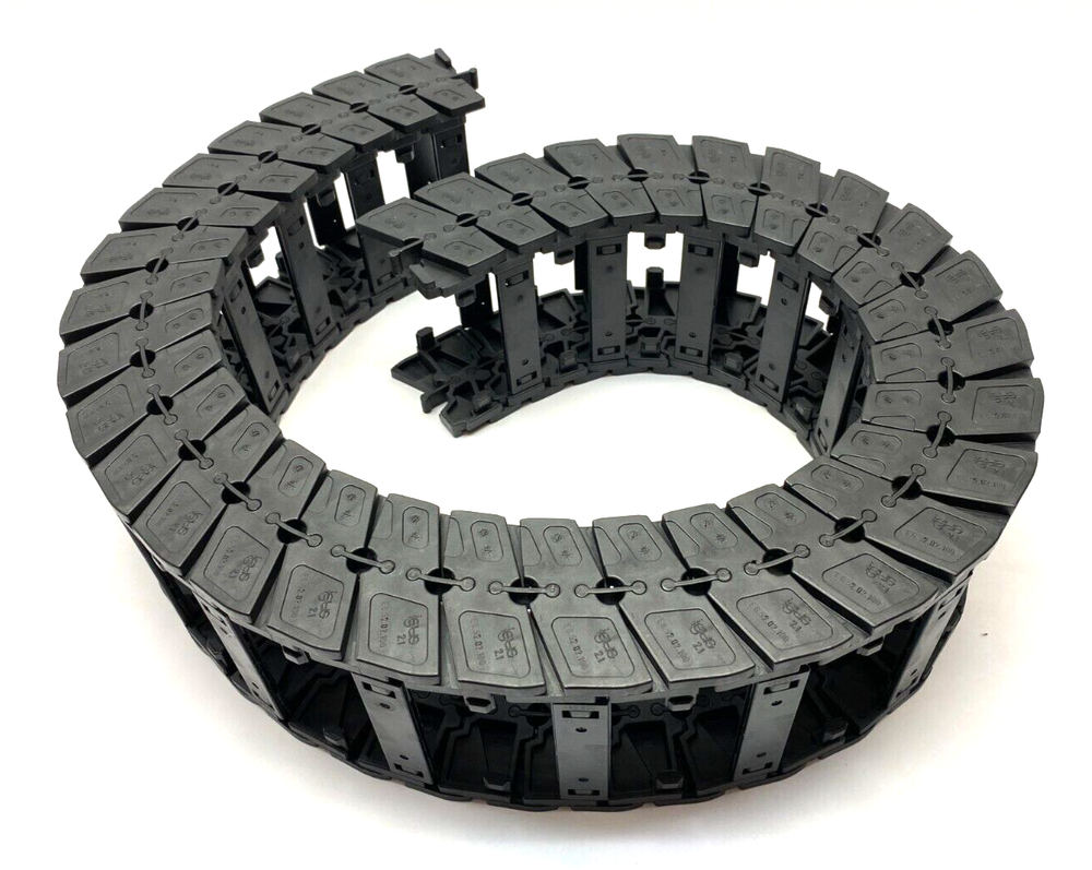 Igus E6-52-087-150-0 E-Chain Cable Carrier 40" Length NO MOUNT FEATURE