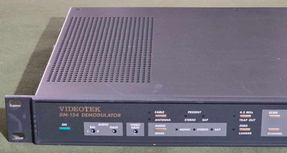 Videotek DM-154 Demodulator | Rack Mounted | Good Working Condition