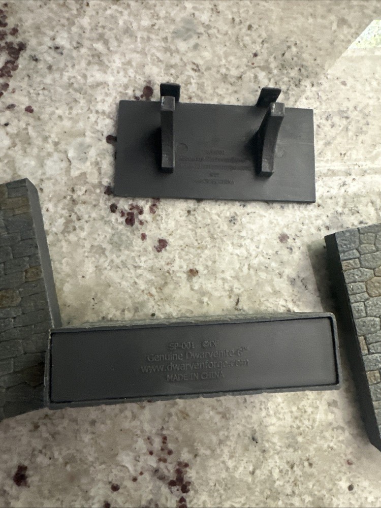 Dwarven Forge Castle Builder From Kickstarter Straight Wall, With Arrow Slit 4”