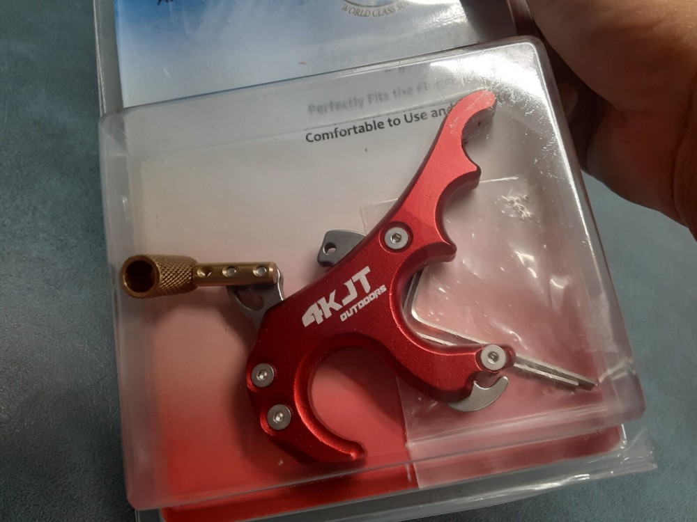 4K JT Outdoors Archery Bow Release - Red - NEW