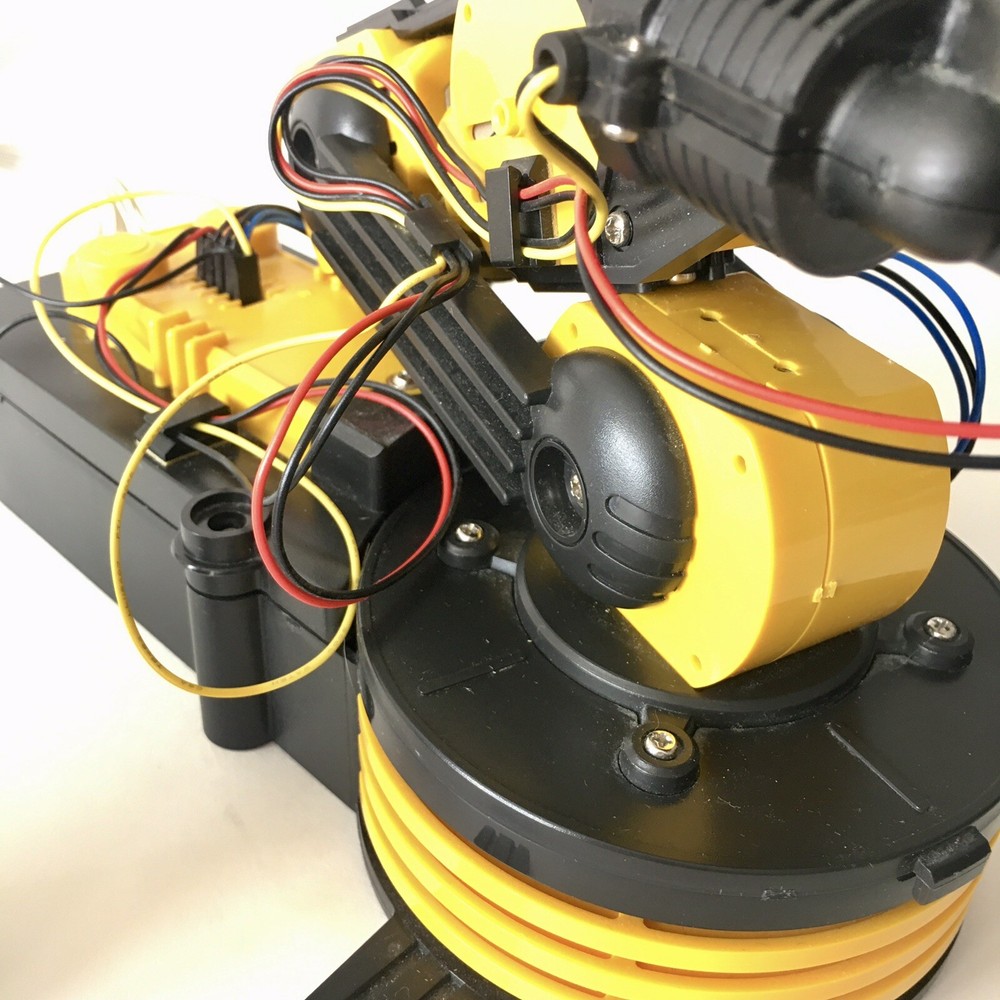 Robotic Robot Arm Kit Clamp Set Educational Construction Set Black Yellow