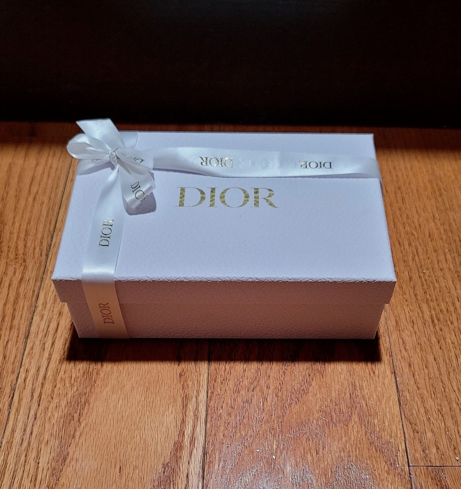 DIOR Medium Gift Box