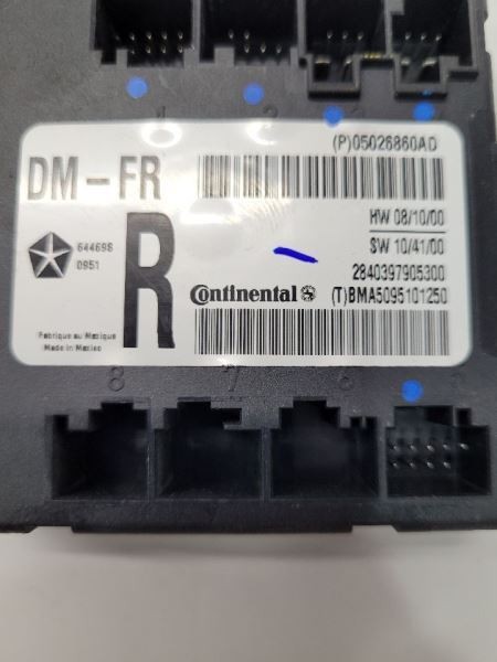 2010-12 JEEP LIBERTY RF RIGHT FRONT PASSENGER DOOR MODULE