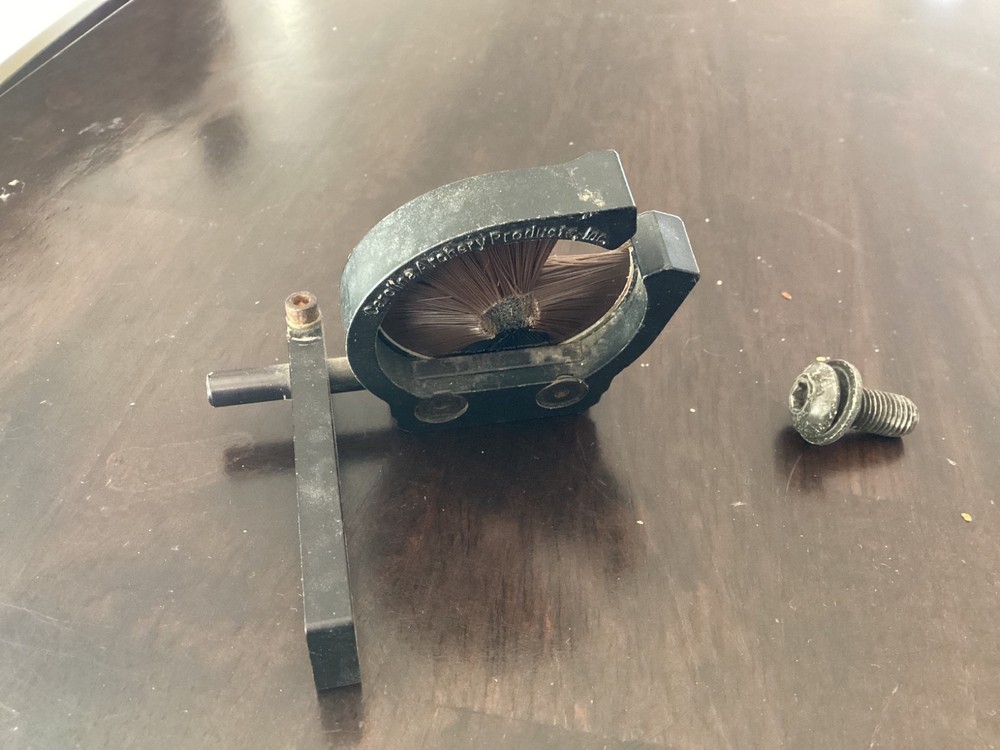 Arrow rest Whisker Biscuit rh used