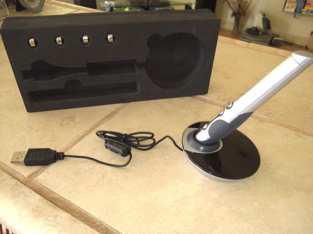 Leed's Laser Presenter Pointer Power Point USB controller #1650 -41SL-M1