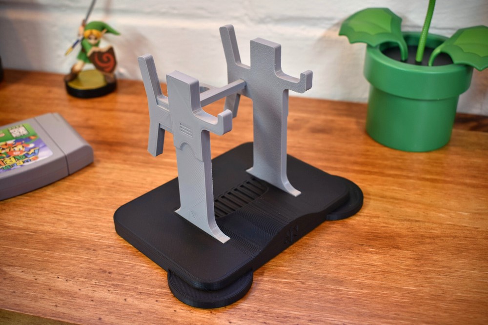 Nintendo 64 Controller Display Stand - Original N64 or Wireless - 3D Printed