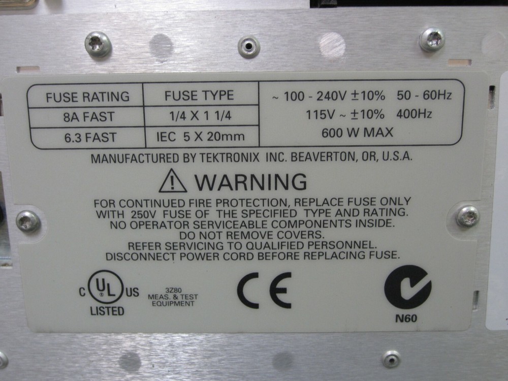 Tektronix CSA 8000B Communications Signal Analyzer