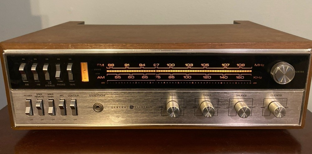 General Electric C751g Solid State Stereo Receiver TESTED WORKS!! - Missing Foot