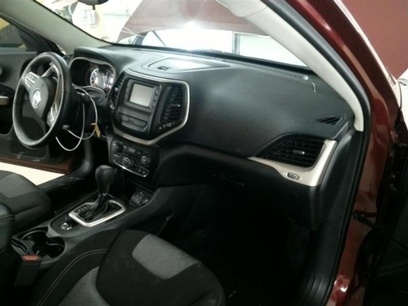 CHEROKEE 2017 Glove Box 104650808