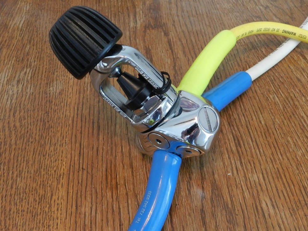 US DIVERS MICRA REGULATOR SET- NEW-SERVICED
