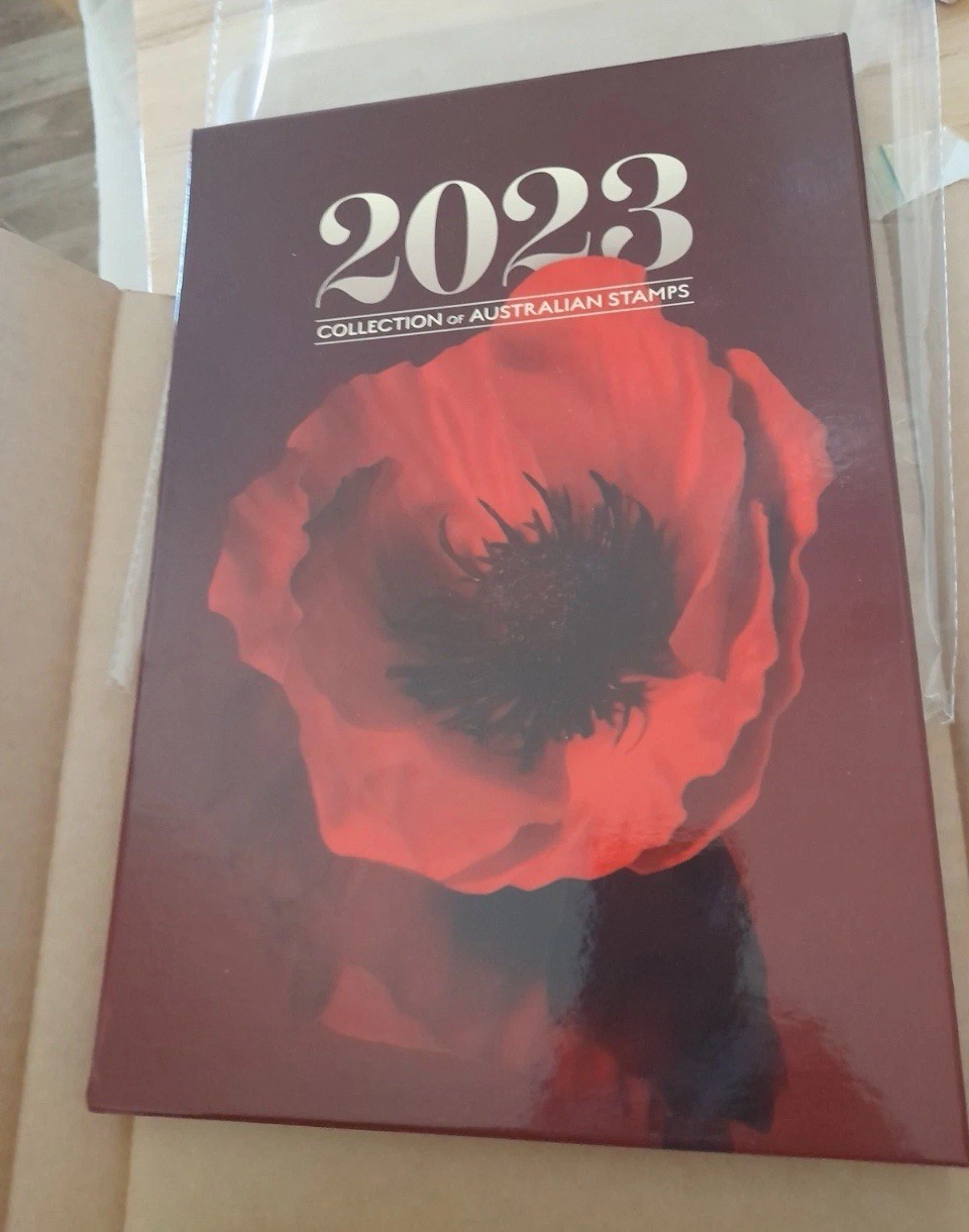 2023 Annual Collection of Australian Stamps (deluxe edition)