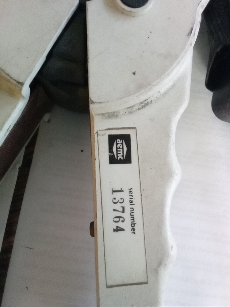 aemc clip on ac current leak detector