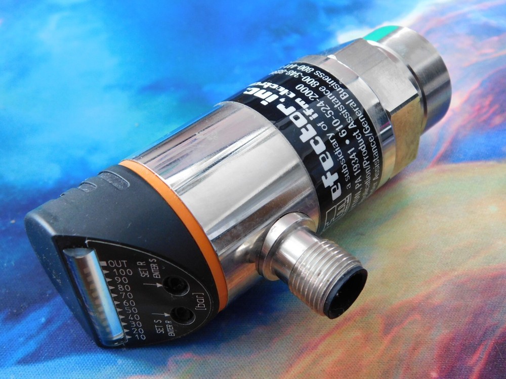 Lightly Used IFM Efector PB5022 Pressure Switch PB-100-SBR14-HFPKG/US/ /V