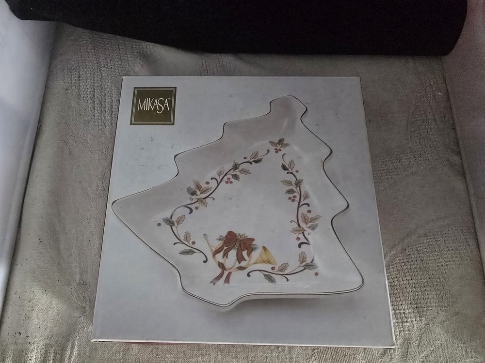 Mikasa Holiday Elegance Tree Candy Dish