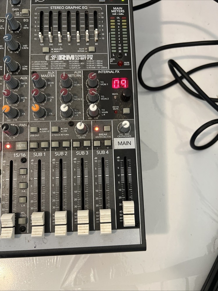 Mackie ProFX16 16-Line Mixer Effects Processor Powers On Tested & Works Great