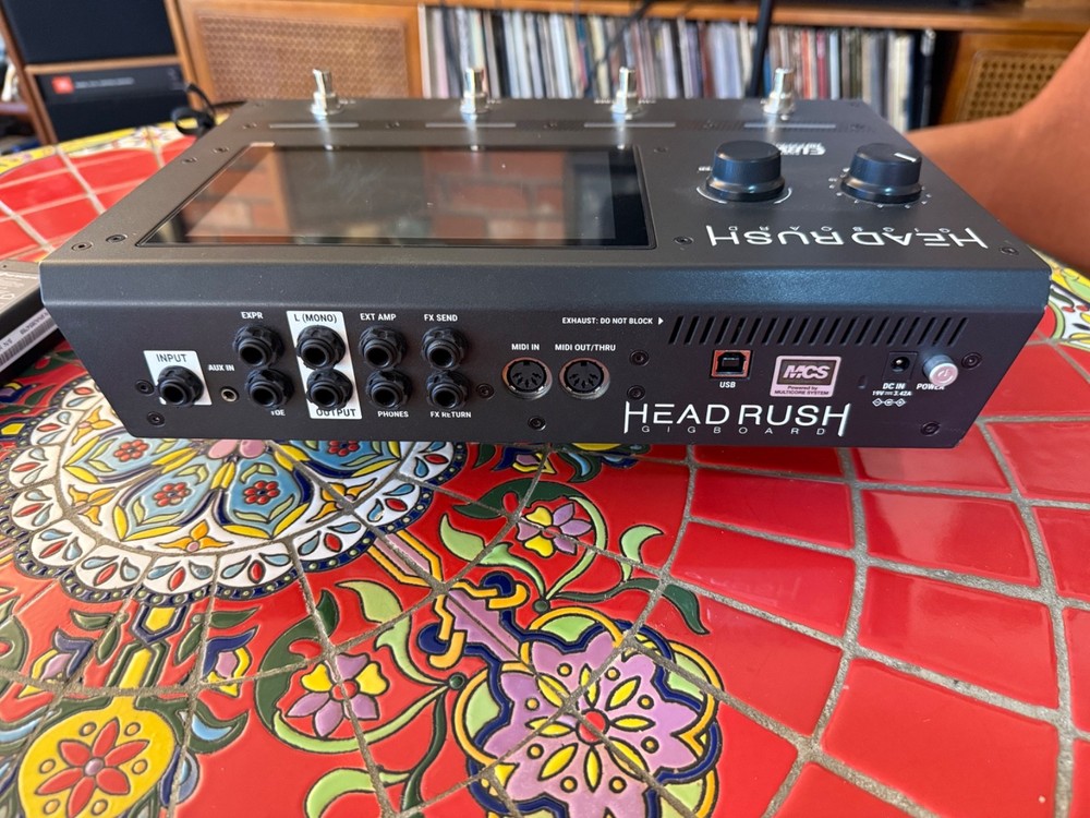 Headrush Gigboard Multi-Effect Unit/Amp Modeler EXCELLENT Condition!