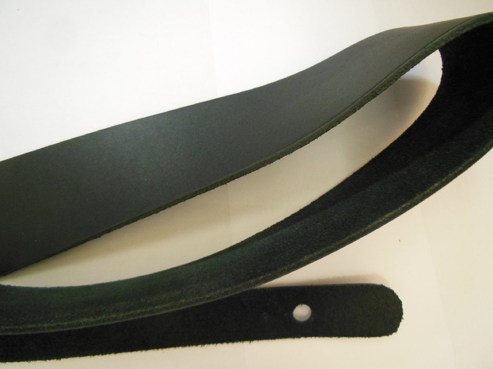 Takamine Black Leather Guitar Strap Adjustable Comfortable Made accessories E314