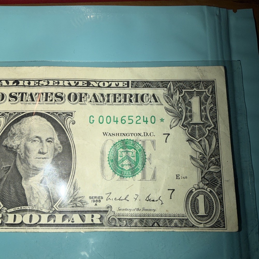 1988 A Misaligned One Dollar Star Note Error Semi Low Note G00465240