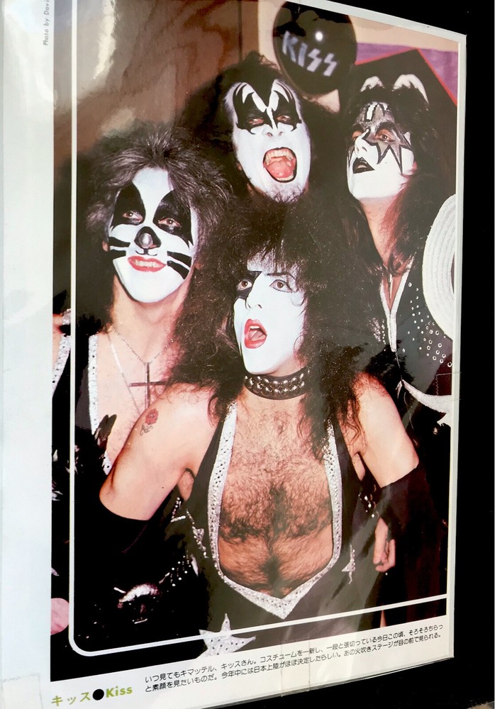 KISS ALIVE 1975 MAY 1976 JAPAN Rock & Roll Photo Mini PINUP Only 1 Available