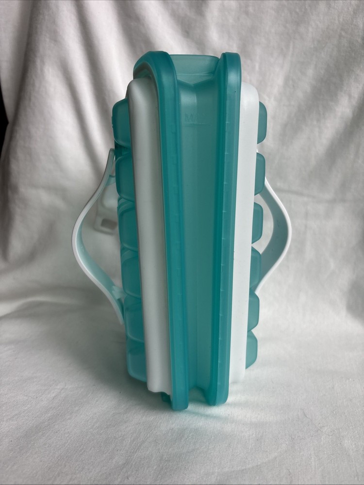 ICEBREAKER NORDIC POP - Make & Serve Ice Cube Tray