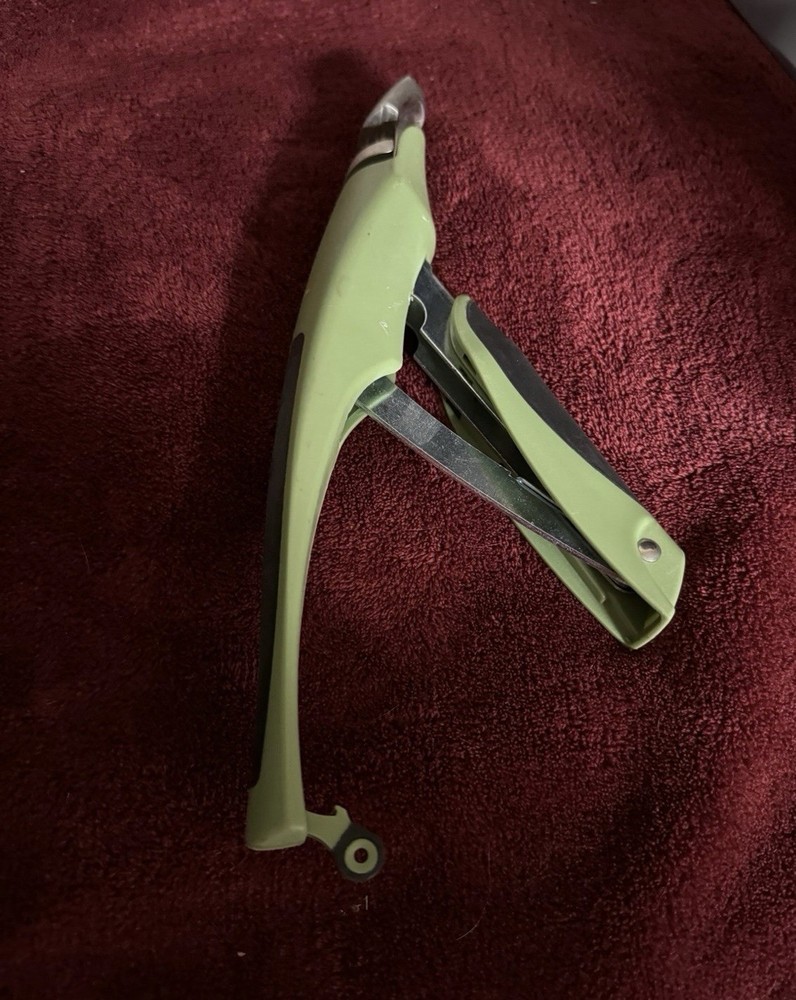 Making Memories~Tag Curler Tool