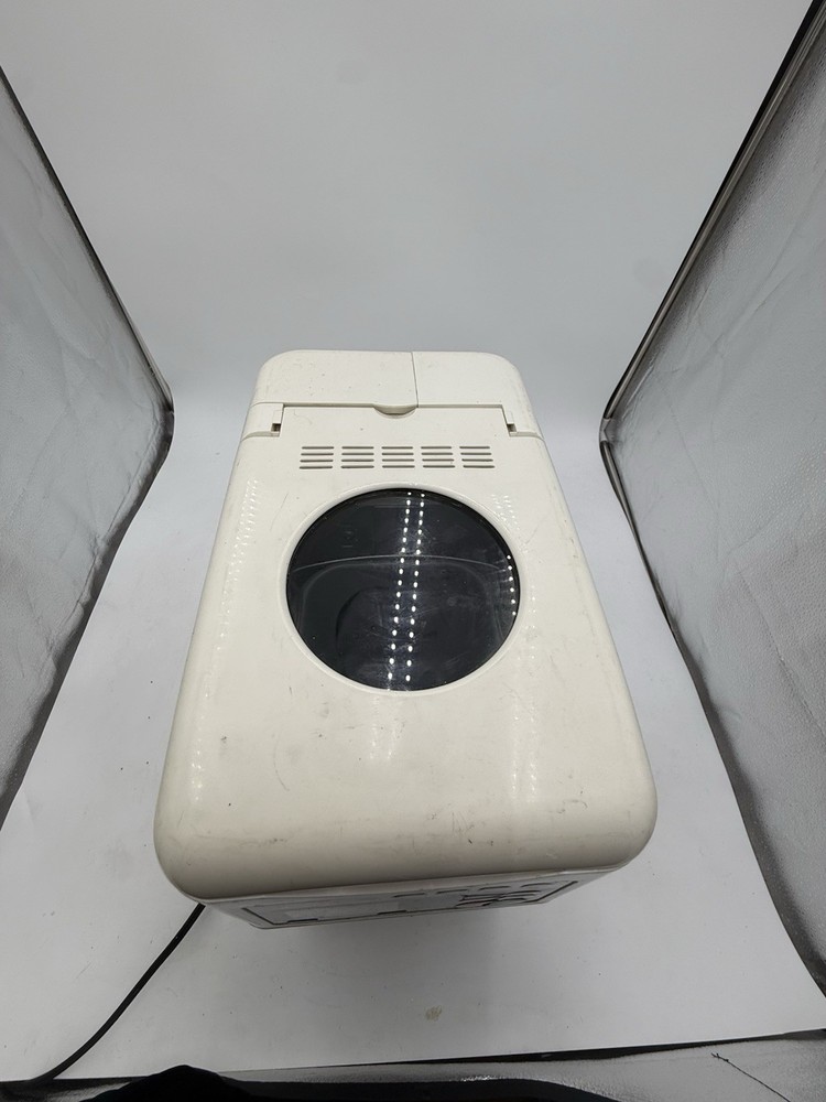 Zojirushi 🍞🍞Automatic Bread Maker Machine BBCC-S15 A