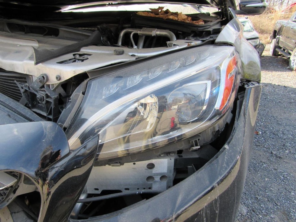 C220 2015 Glove Box 1032253