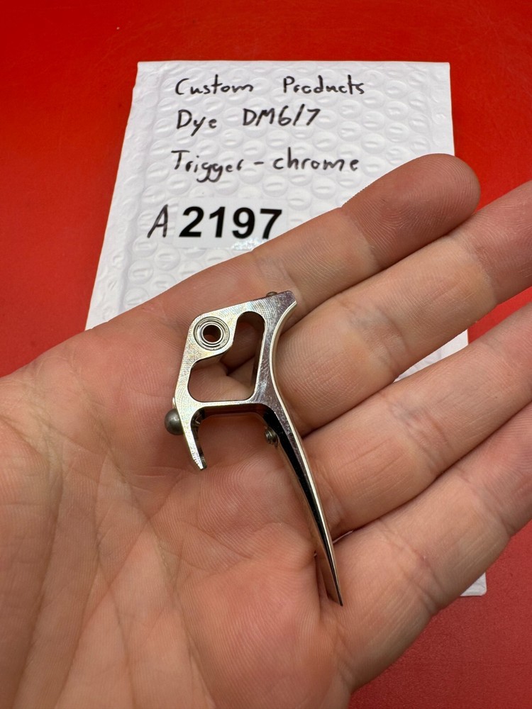 Custom products Dye DM6/7 Trigger-Chrome