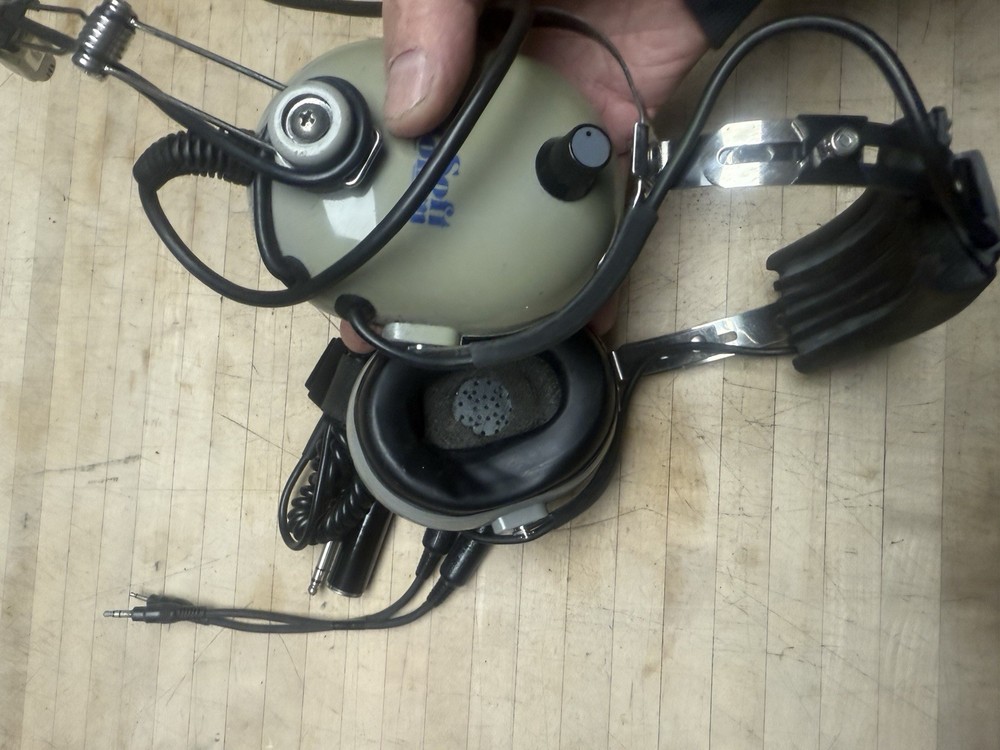 Concept Industries C-40 Soft Comm Headset And Microphone Untested