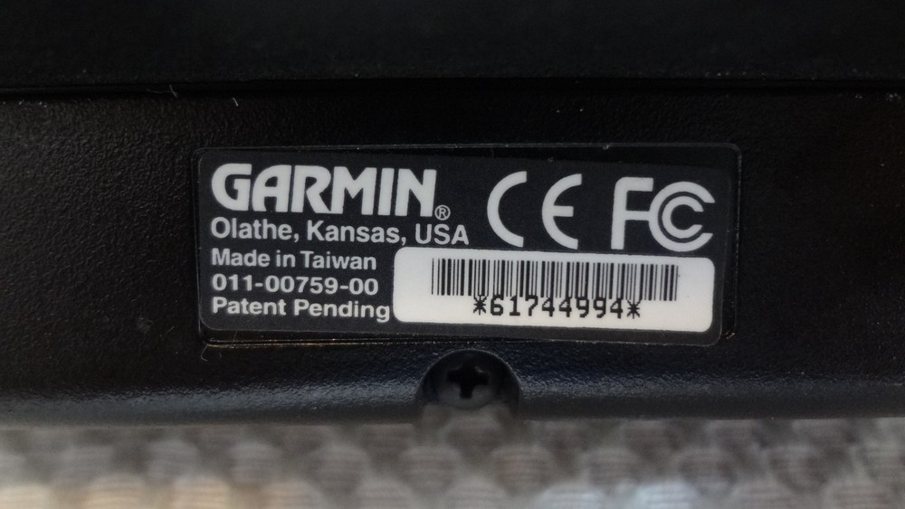GARMIN GPSMAP 182C MARINE CHART PLOTTER FISHFINDER GPS UNIT w/ MOUNTING KNOBS