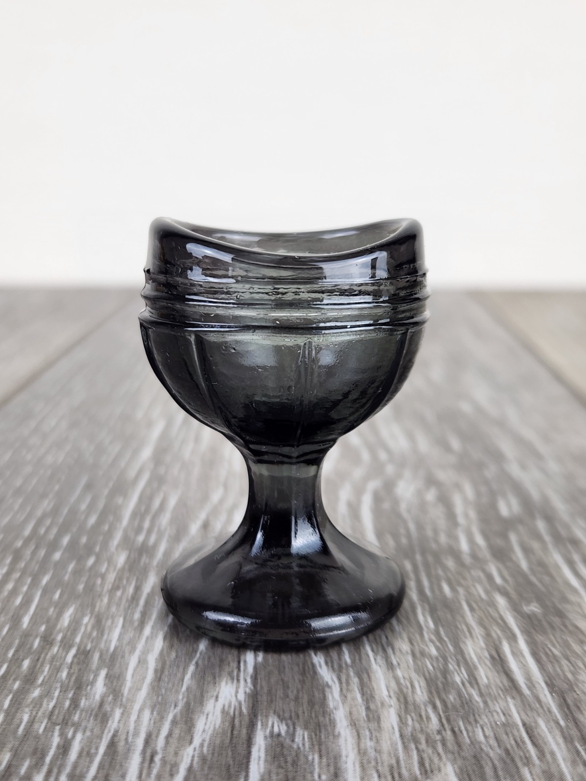 Purple Amethyst Glass Eye Wash Cup - 3"