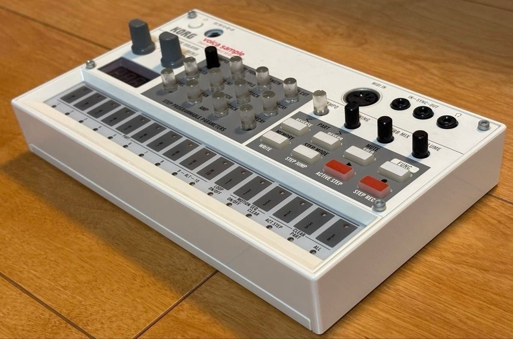 KORG volca sample Digital Sampler Compact Step Sequencer With Box Cable Manual