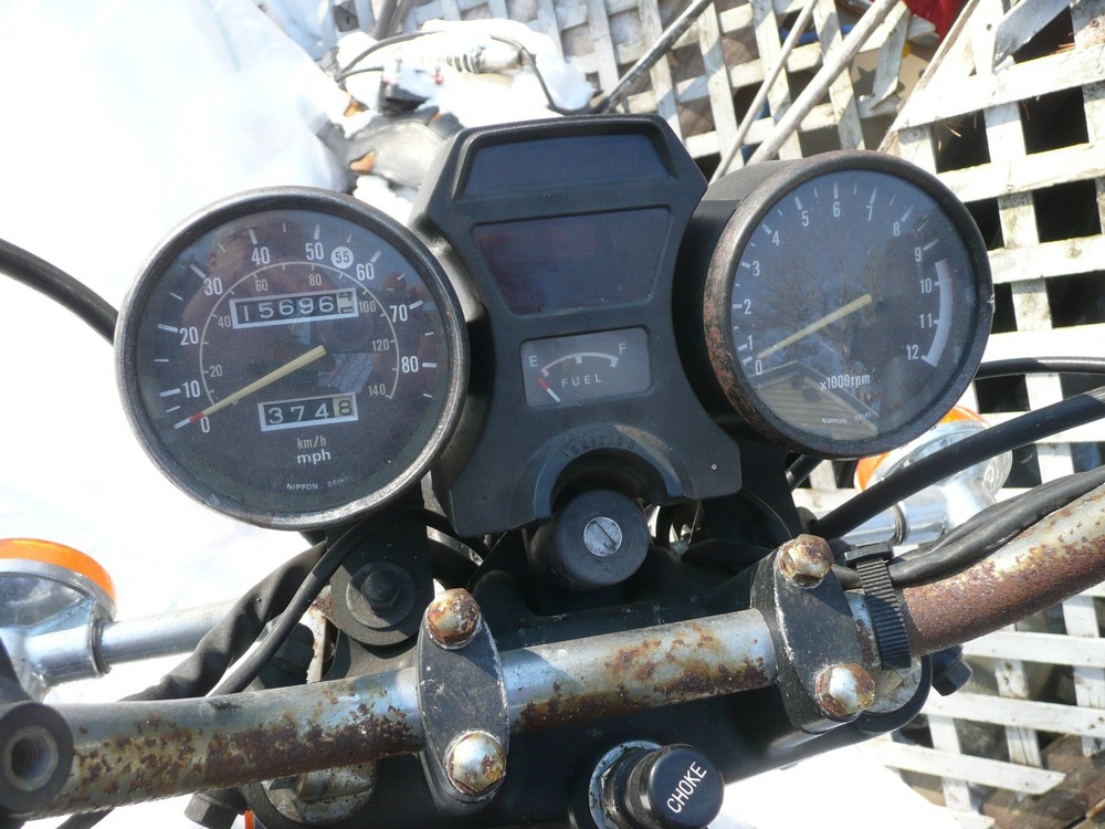 1982 Suzuki GS850L Instrument Cluster Including Cables