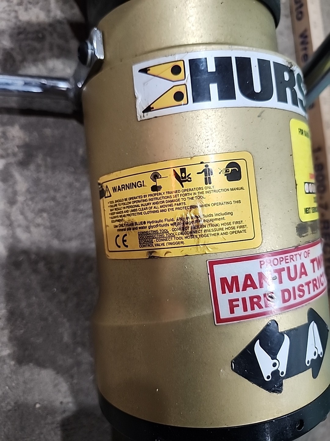 Hurst Hydraulic Jaws of Life Combi Tool Spreader / Cutter w/ Quick Connect Used