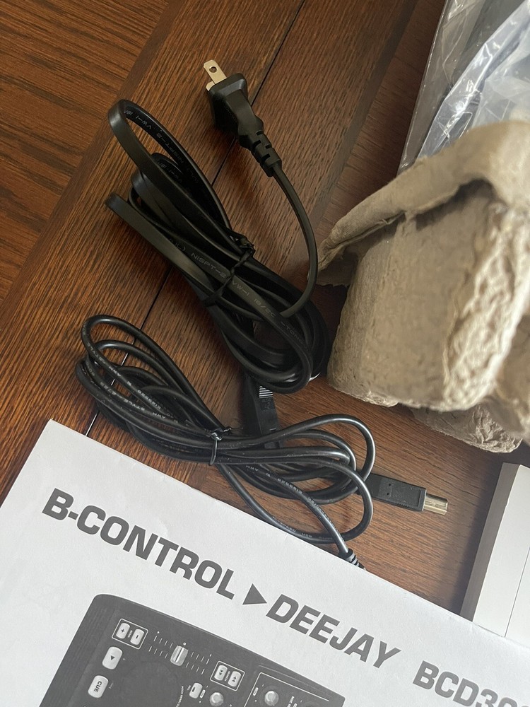 Behringer ~ BCD-3000 B-Control Deejay ~ 4-channel DJ Controller