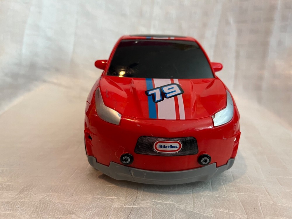 Racing LT 79 Red Car 49 mhz without Remote Control 8"