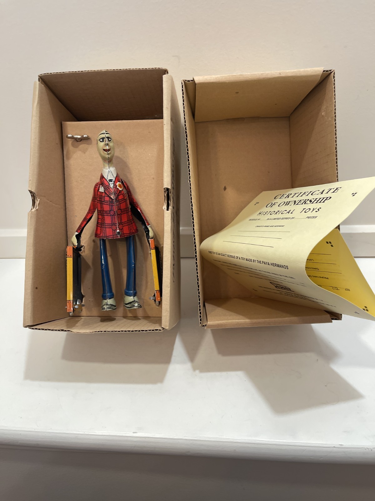 Paya Student 1932 Reproduction Vintage Wind-Up Maletero Jaguete Ref 852 w/Box