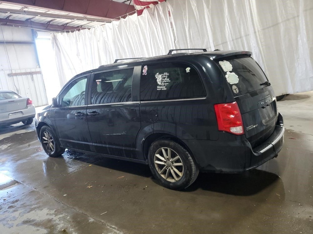 CARAVAN 2018 Glove Box 413149