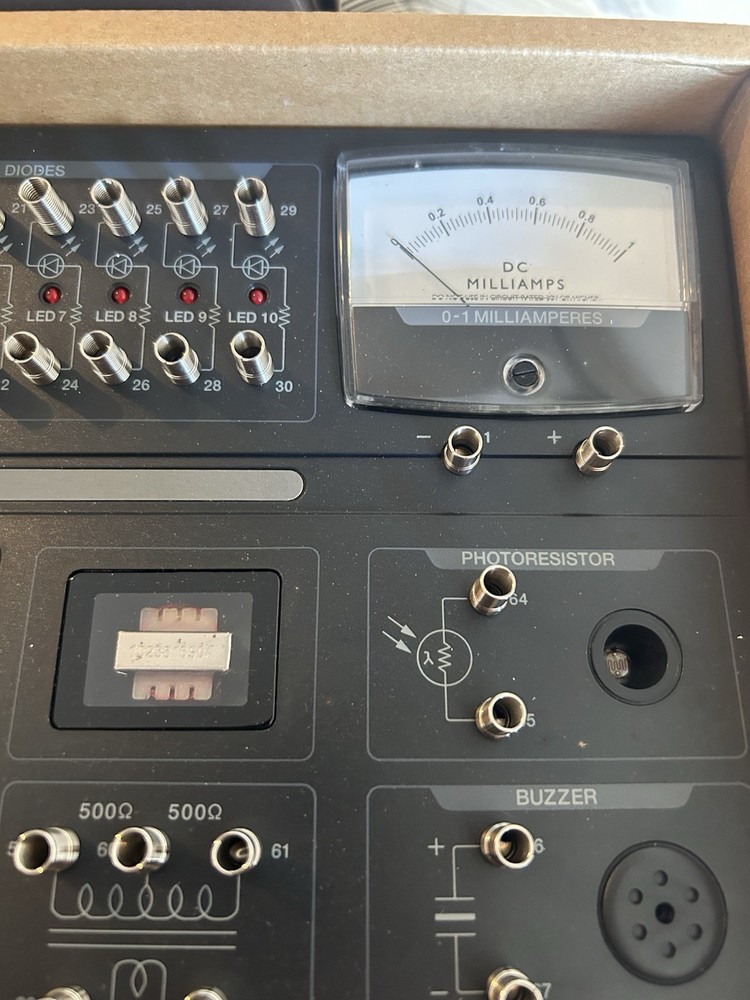 Radio Shack ELECTRONICS LEARNING LAB 28-280 Complete Course in Electronics