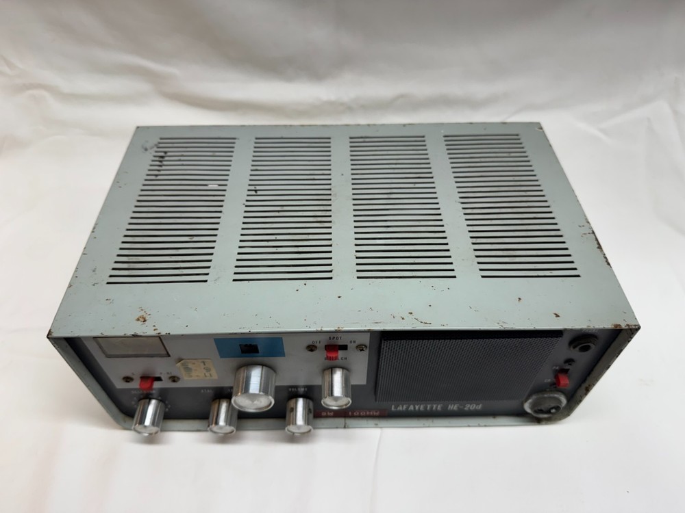 Lafayette HE-20d cb base station