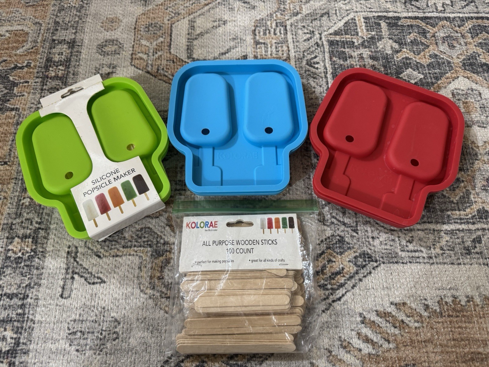 Kolorae silicone popsicle Ice molds set of 3 Green Blue Red New