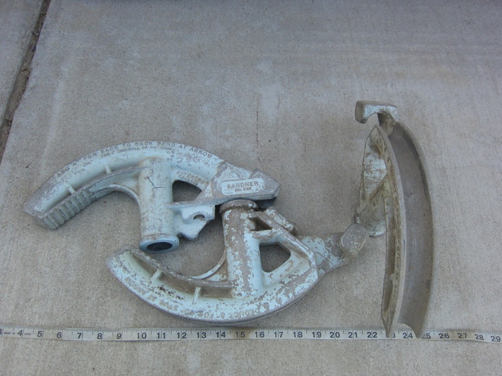 GB Gardner 932 1" EMT, ¾" Rigid Bender Head only, Level Indicator missing, Used